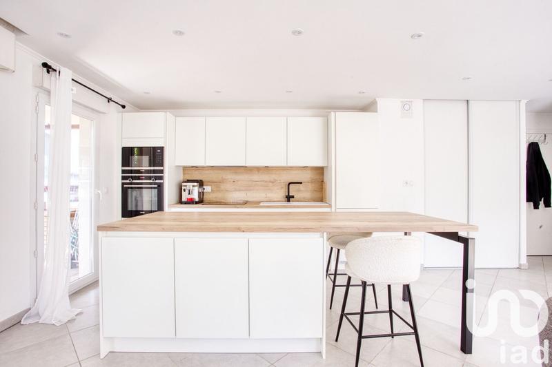 Appartement - 72 m² - 3 pièces