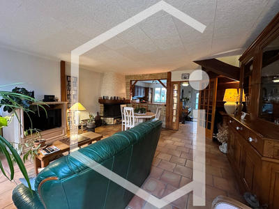 Maison - 92 m² - 4 pièces