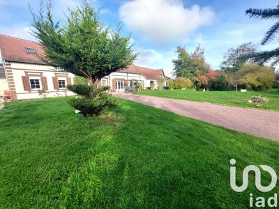 Maison - 400 m² - 8 pièces