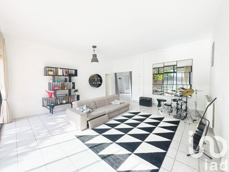 Maison - 262 m² - 10 pièces