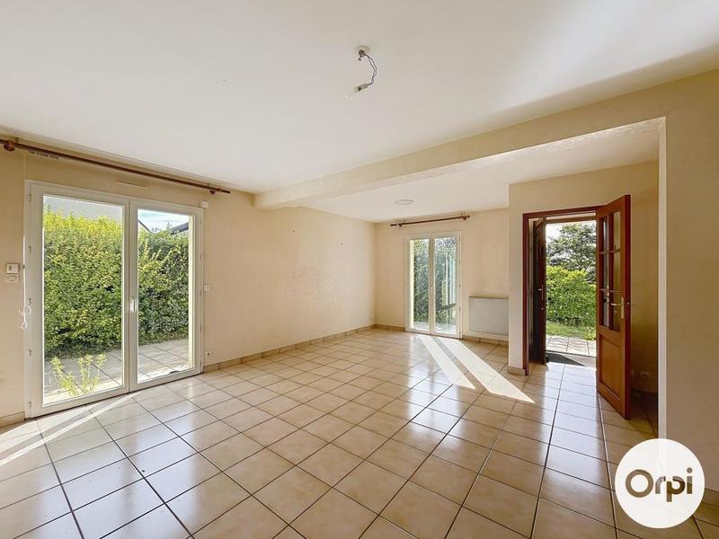 Maison - 97 m² - 5 pièces
