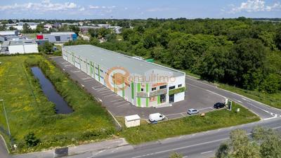 Local d'activité / Entrepôt - 295 m²