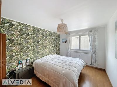 Appartement - 95 m² - 4 pièces