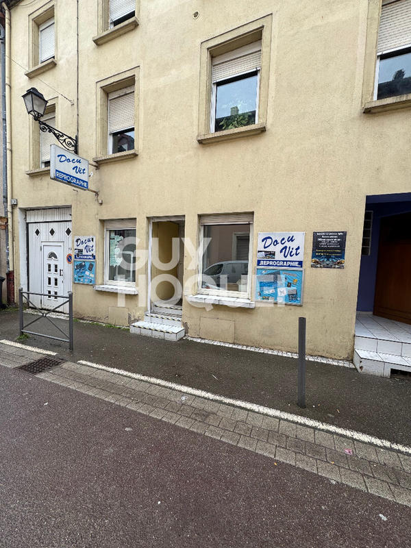 Local commercial - 60 m² - 2 pièces