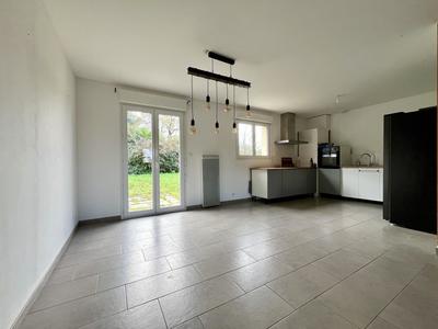 Pavillon - 83 m² - 4 pièces