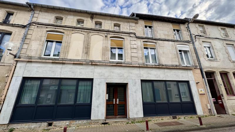 Maison de ville - 235 m² - 9 pièces