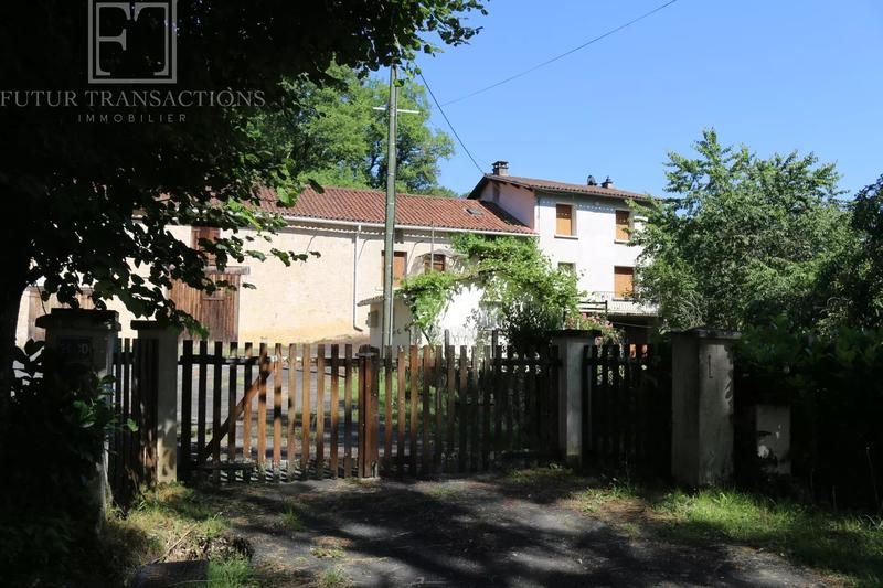 Maison - 199 m² - 8 pièces