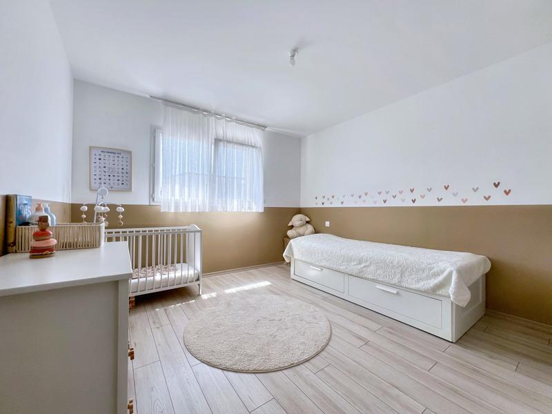 Maison contemporaine - 144 m² - 7 pièces