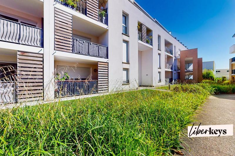 Appartement - 90 m² - 4 pièces