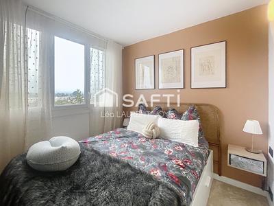 Appartement - 70 m² - 3 pièces