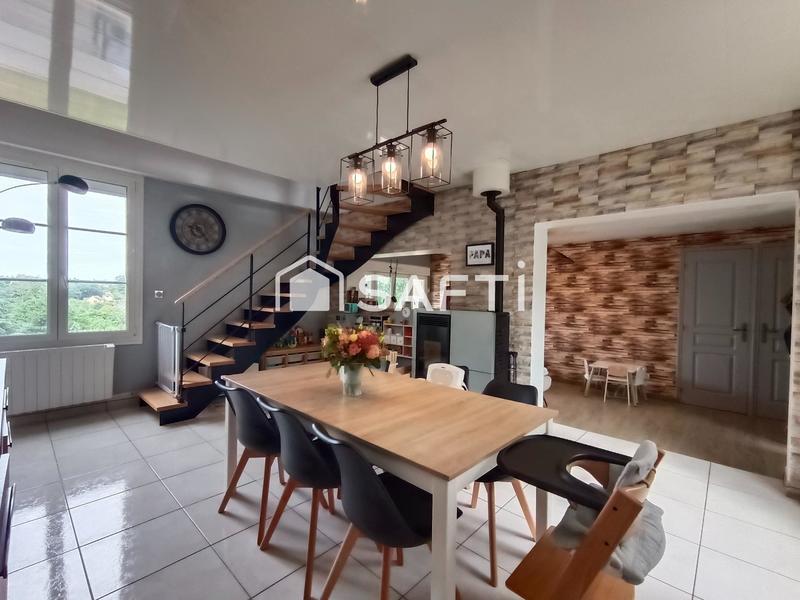 Maison - 91 m² - 6 pièces