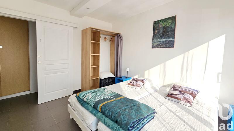 Maison - 260 m² - 11 pièces