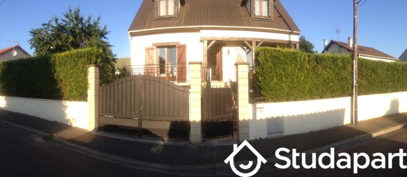 Chambre - 9 m² - 1 pièce