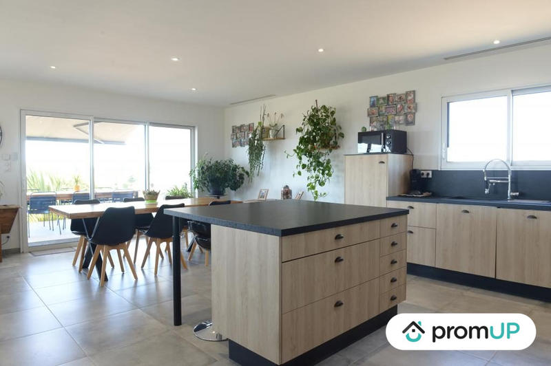 Maison contemporaine - 120 m² - 4 pièces