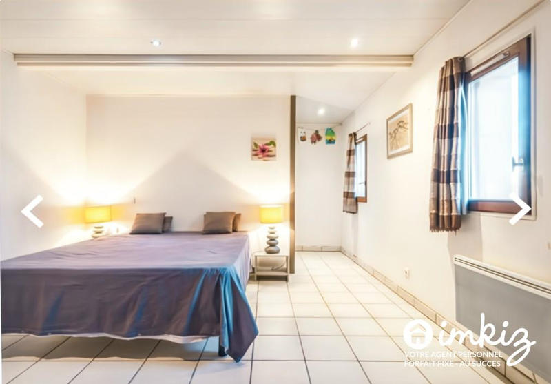 Maison - 395 m² - 14 pièces