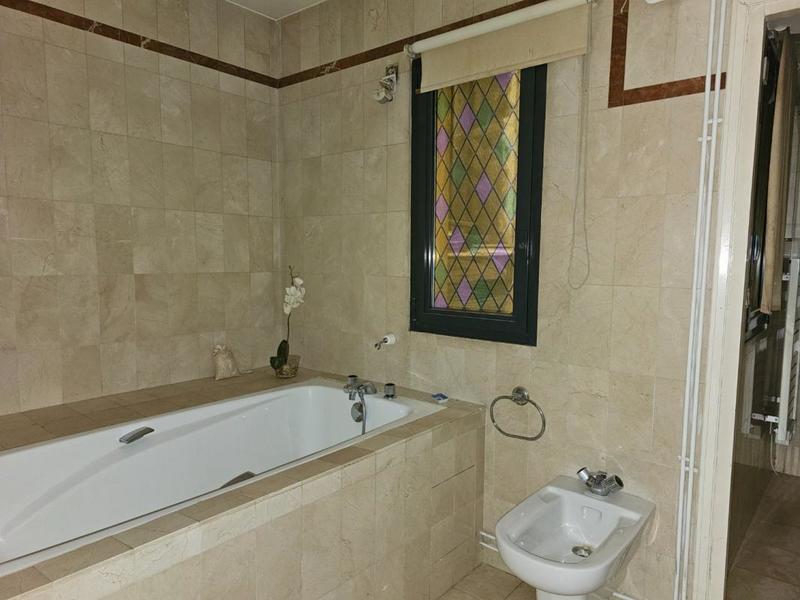 Appartement - 126 m² - 5 pièces