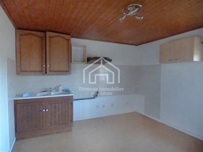 Appartement - 75 m² - 3 pièces