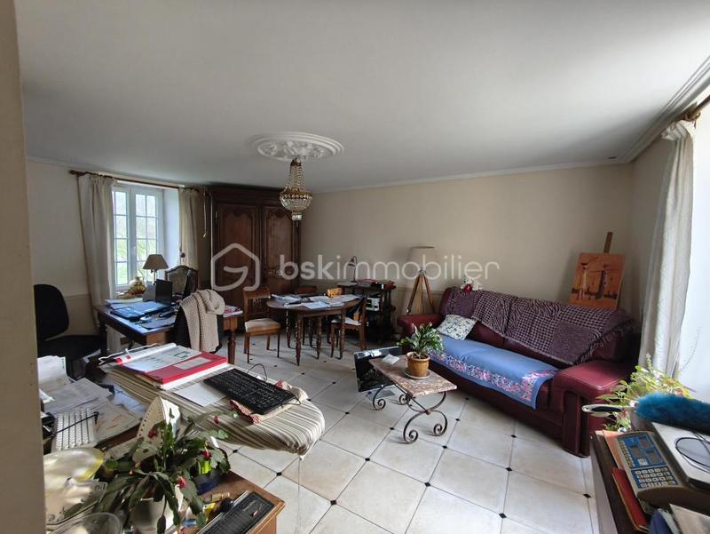 Maison - 245 m² - 7 pièces