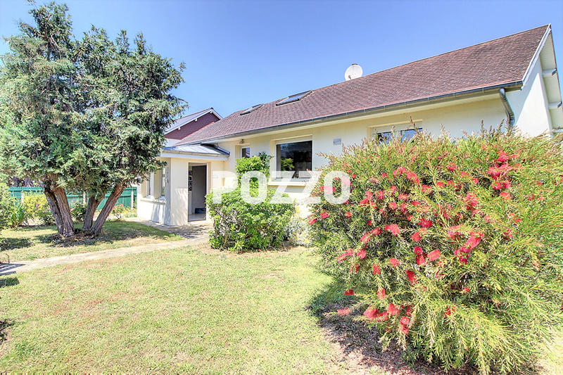 Maison - 93 m² - 5 pièces