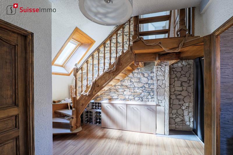 Appartement - 94 m² - 4 pièces