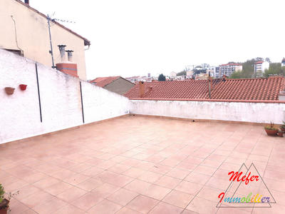 Appartement - 218 m² - 10 pièces