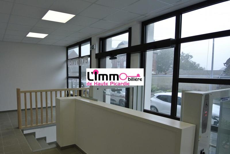 Local d'activité / Entrepôt - 84 m² - 3 pièces