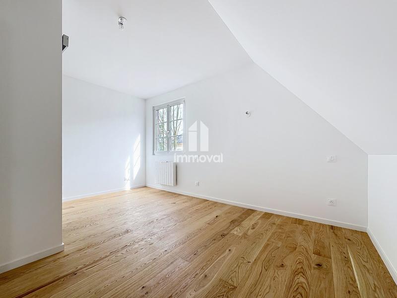Appartement - 107 m² - 5 pièces