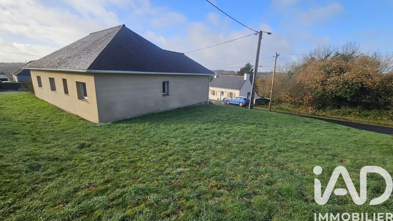 Maison - 90 m² - 5 pièces