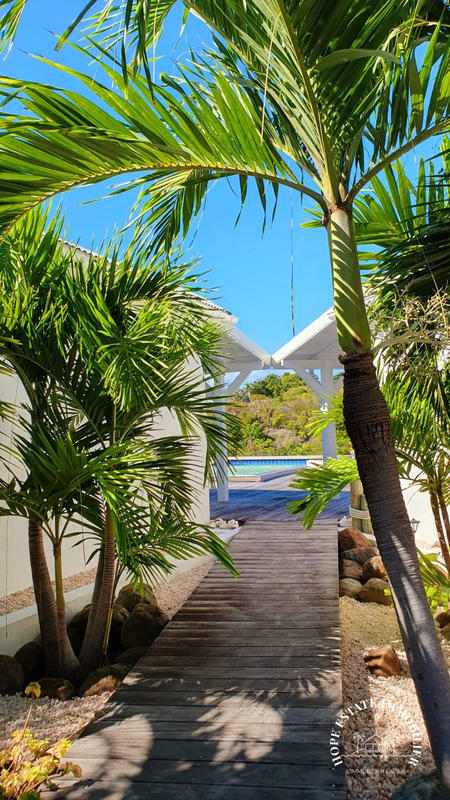 Villa - 465 m² - 10 pièces