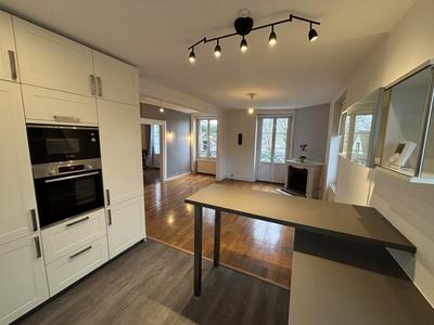 Appartement - 106 m² - 4 pièces