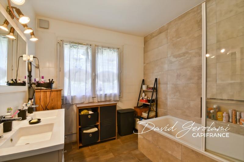 Appartement - 132 m² - 5 pièces