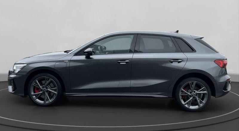 Audi A3 sportback 45 TFSIe 245 s-Line Hybride Rechargeable / B&amp;O Regulateur de Distance Janntes 18