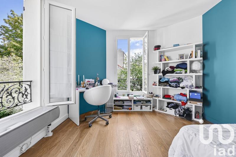 Maison - 232 m² - 8 pièces