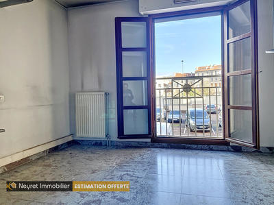 Appartement - 85 m² - 4 pièces