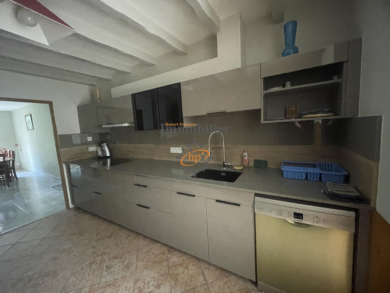 Appartement - 100 m² - 3 pièces