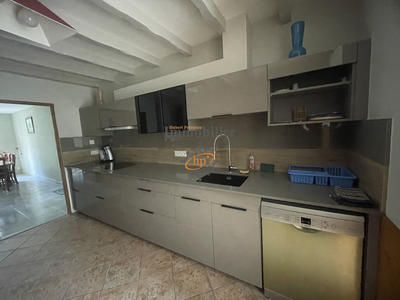 Appartement - 100 m² - 3 pièces