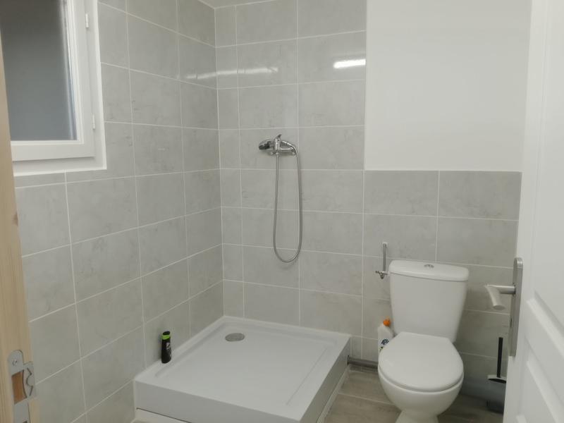 Local commercial - 150 m² - 2 pièces