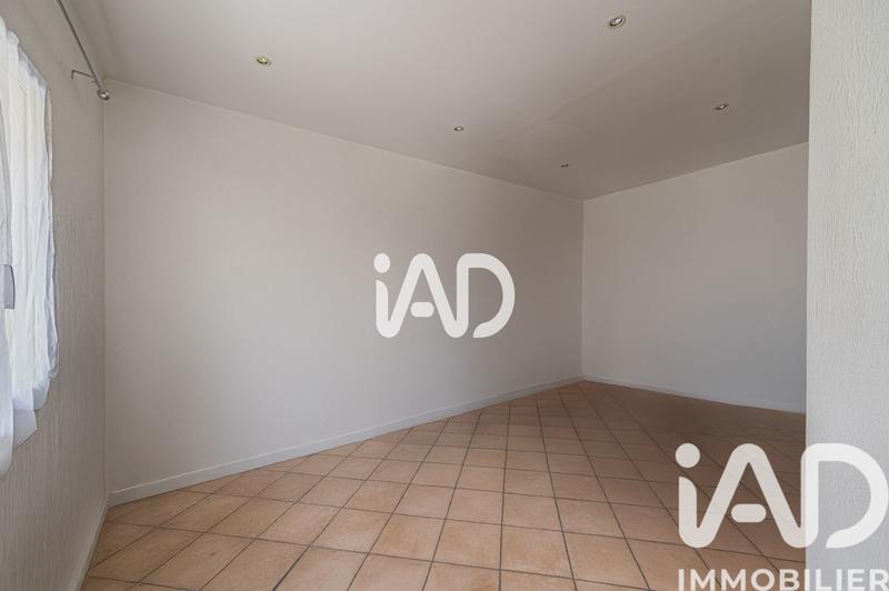 Maison - 99 m² - 5 pièces