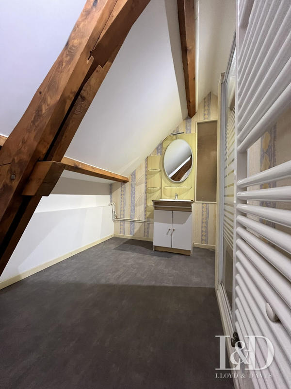 Maison ancienne - 150 m² - 6 pièces