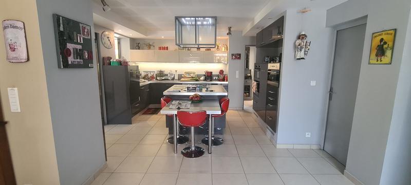 Villa - 176 m² - 5 pièces