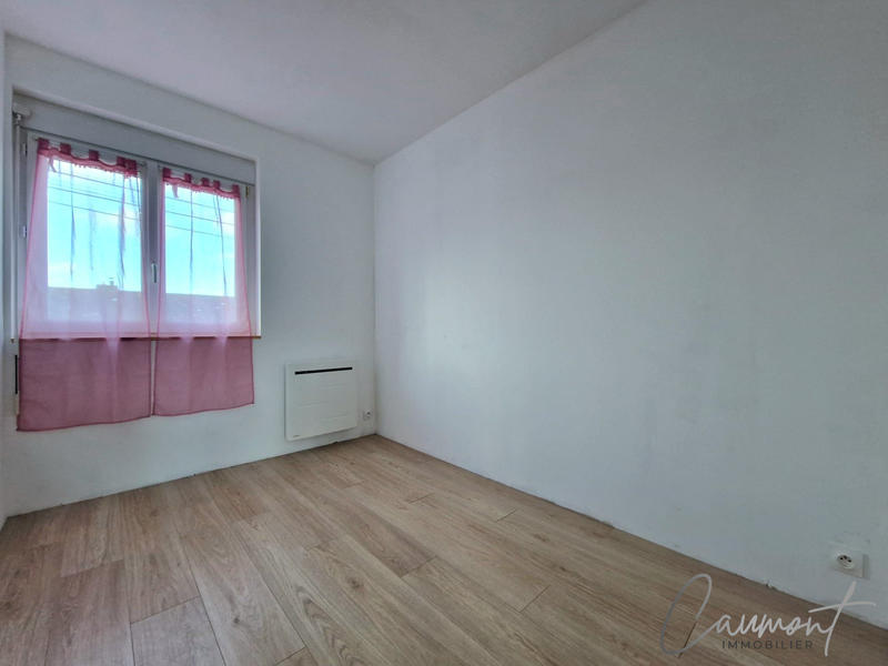 Maison - 99 m² - 5 pièces