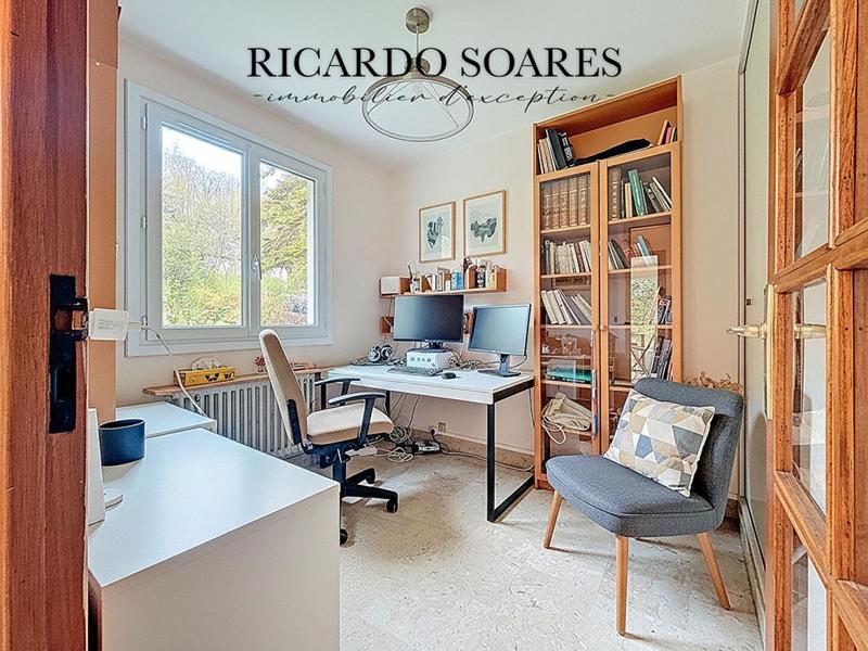 Maison - 178 m² - 8 pièces