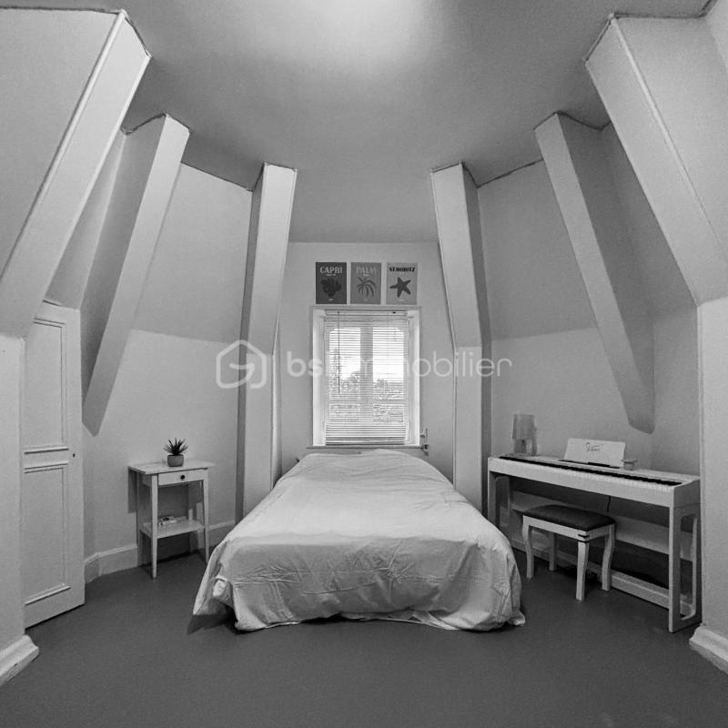 Maison de maîtres - 315 m² - 11 pièces