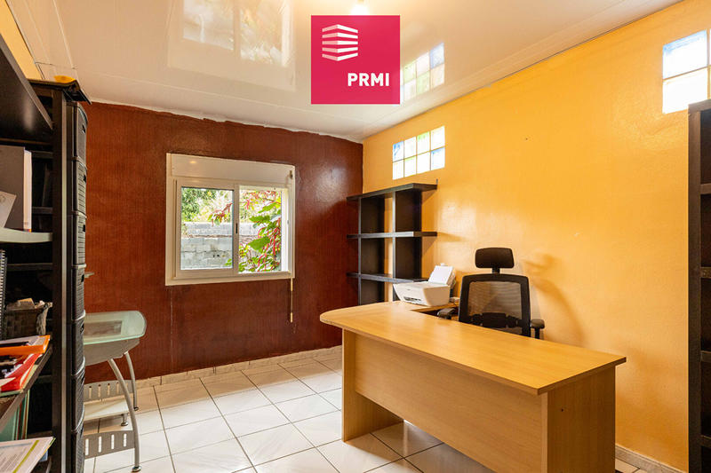 Maison - 218 m² - 8 pièces