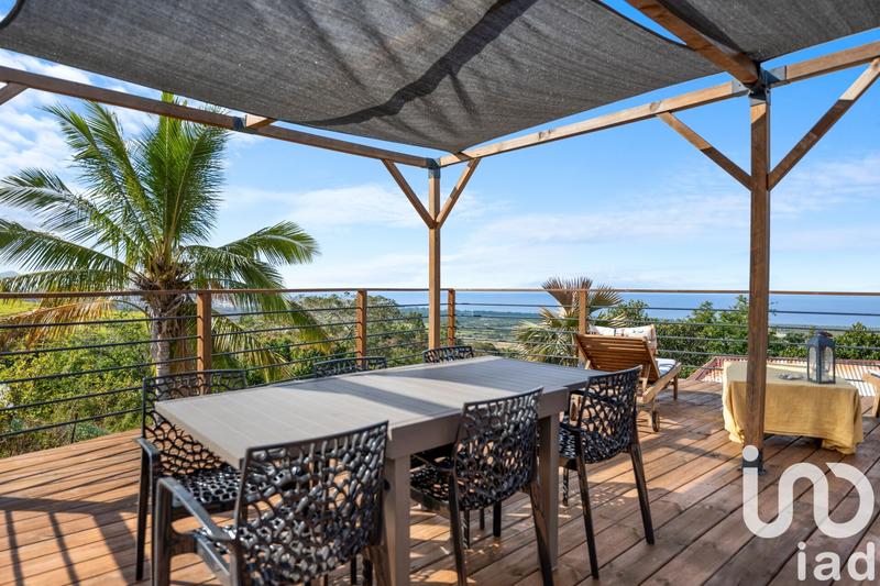 Maison - 190 m² - 7 pièces