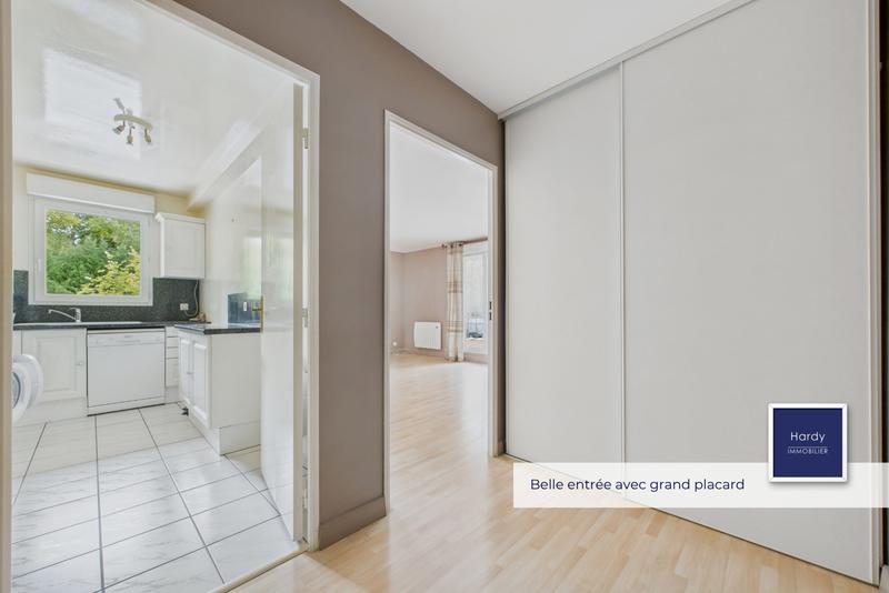 Appartement - 82 m² - 4 pièces