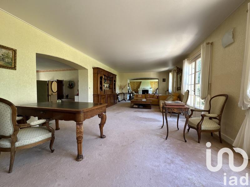 Maison - 320 m² - 9 pièces