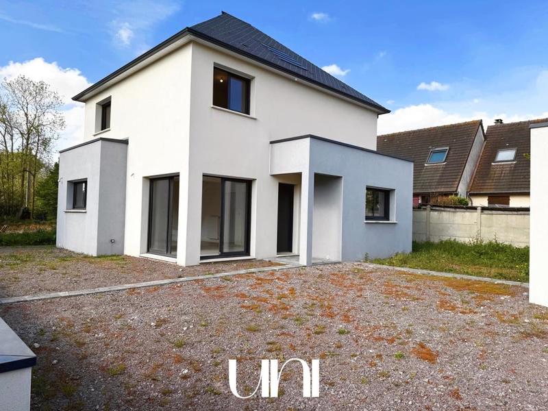 Maison - 108 m² - 6 pièces