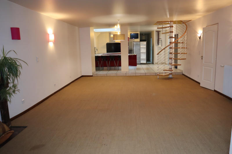 Duplex - 212 m² - 6 pièces