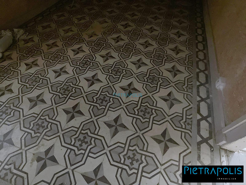 Maison ancienne - 200 m² - 4 pièces